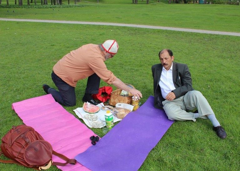 Gergely Tamás: Piknik a drottningholmi palota kertjében
